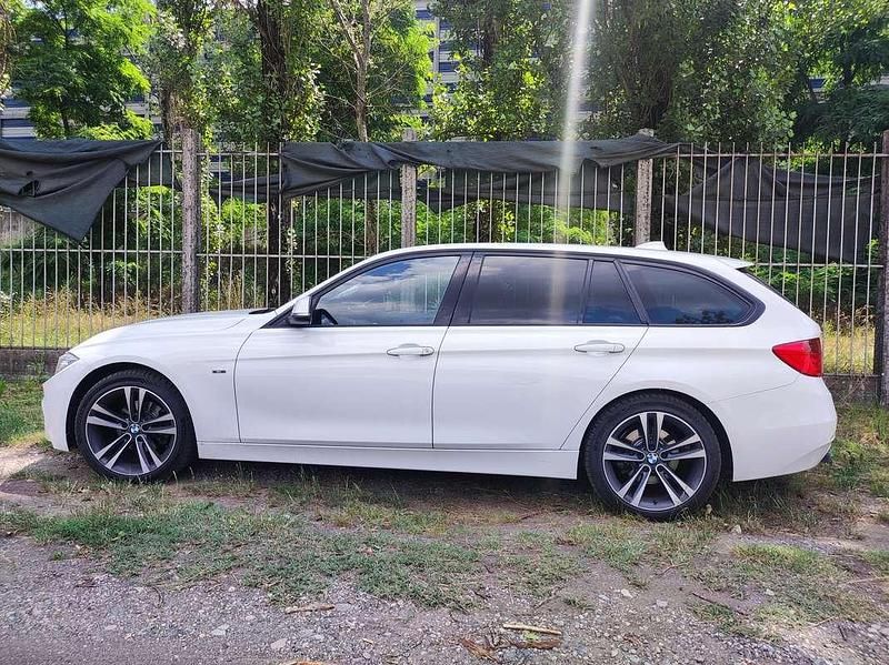 Usata BMW 316 Sport Line 116 CV (85 kW) 2012 Bianco Station wagon