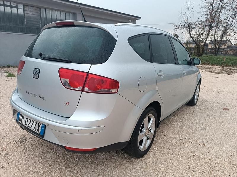 Argento Usata 2008 Seat Altea XL Monovolume | 2700 € (Ottimo prezzo) - Immagine 1/4