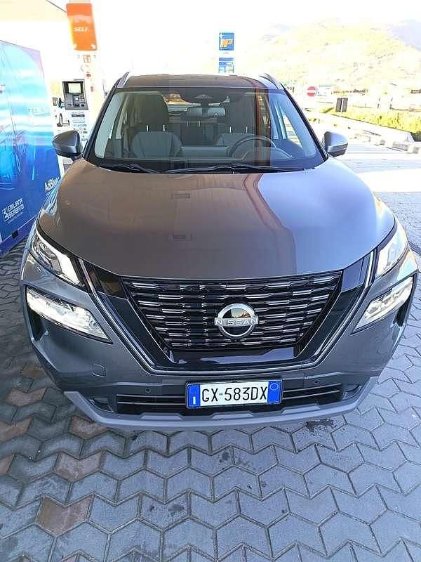 Usata Nissan X-Trail 158 CV (116 kW) 2024 Grigio SUV