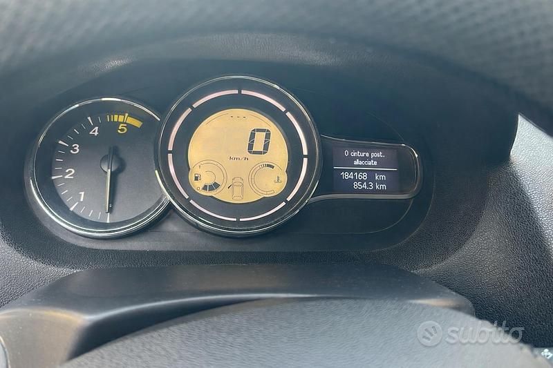 Usata Renault Mégane Dynamique 110 CV (80 kW) 2009 Grigio Berlina
