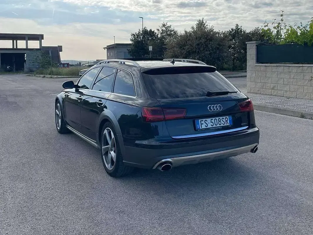 Usata Audi A6 Allroad Business Plus 320 CV (235 kW) 2018 Blu/azzurro Station wagon