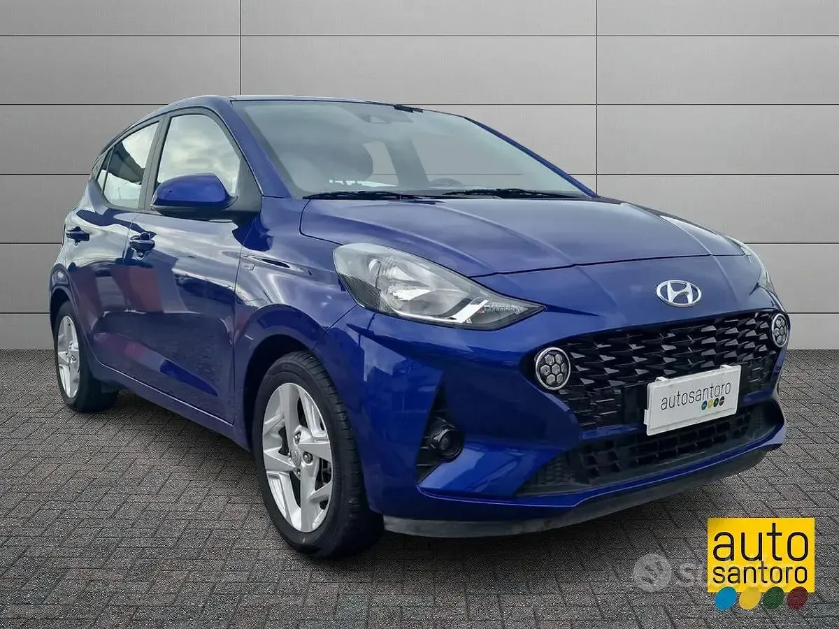 Usata Hyundai i10 67 CV (49 kW) 2024 Blu Utilitaria