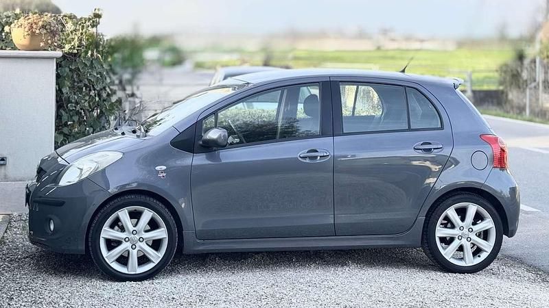 Usata Toyota Yaris 133 CV (97 kW) 2007 Utilitaria