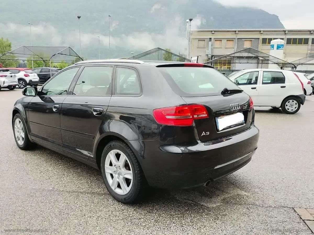 Usata Audi A3 Ambiente 90 CV (66 kW) 2012 Nero Utilitaria