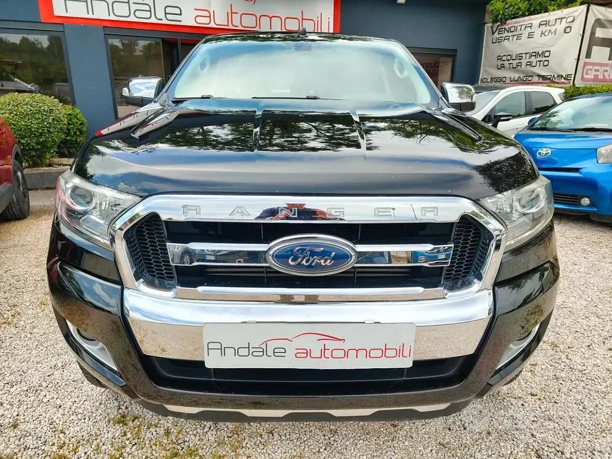 Begagnad Ford Ranger 160 HK (117 kW) 2019 Svart Pickup