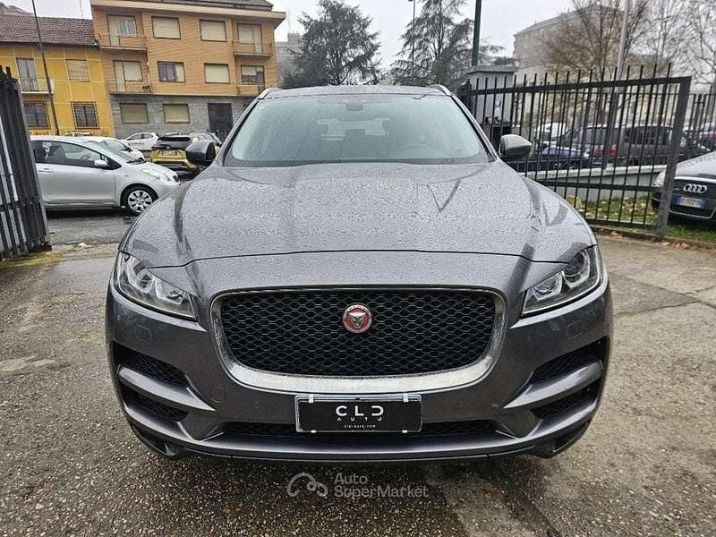 Usata Jaguar F-Pace 180 CV (132 kW) 2017 Grigio scuro SUV