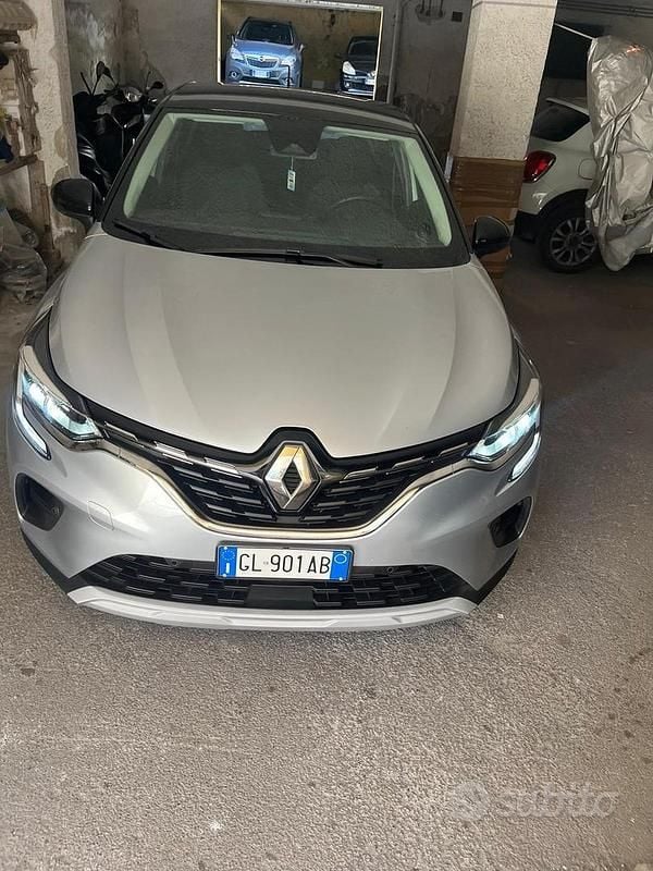 Usata Renault Captur 95 CV (69 kW) 2020 Grigio SUV
