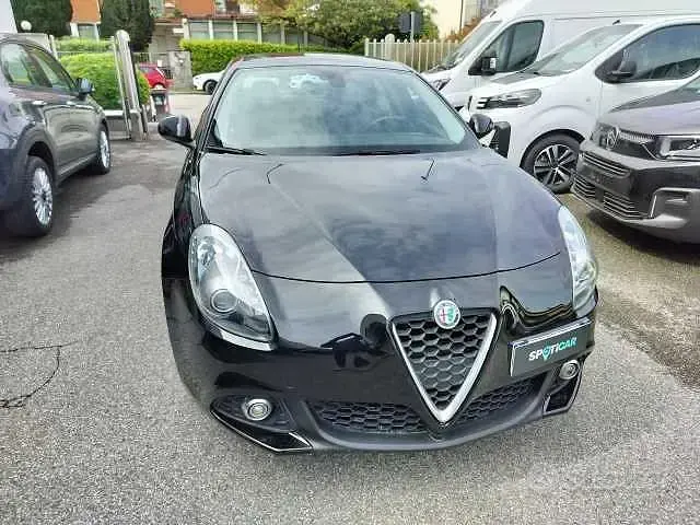 Usata Alfa Romeo Giulietta 120 CV (88 kW) 2017 Utilitaria