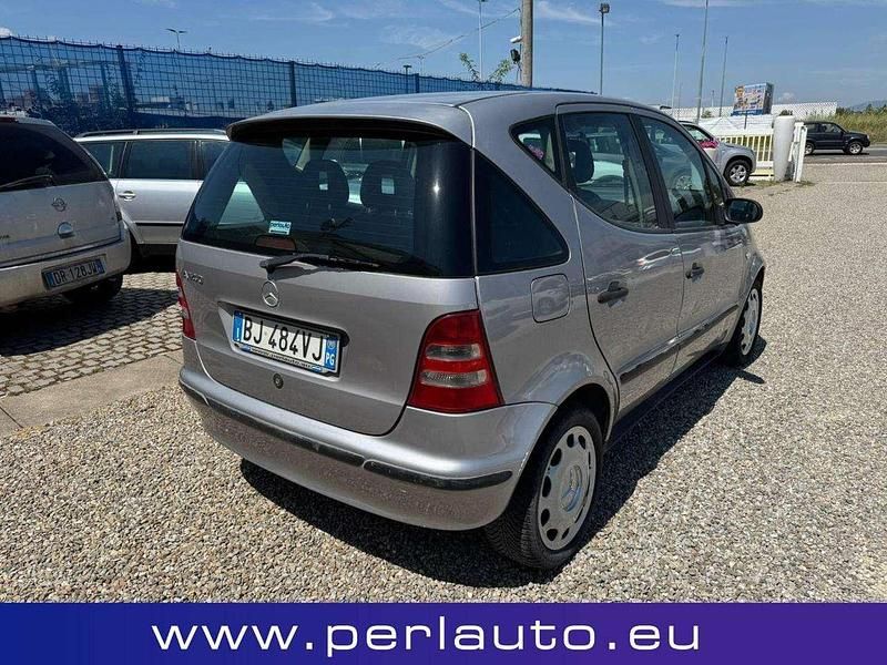 Usata Mercedes A140 Classic 82 CV (60 kW) 1999 Argento Berlina