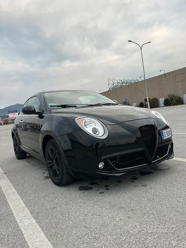 Usata Alfa Romeo MiTo 78 CV (57 kW) 2014 Nero Utilitaria