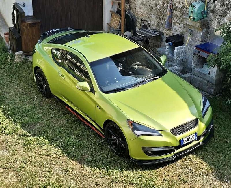 Verde Usata 2011 Hyundai Genesis Sport Coupé | 17.000 € - Immagine 1/4