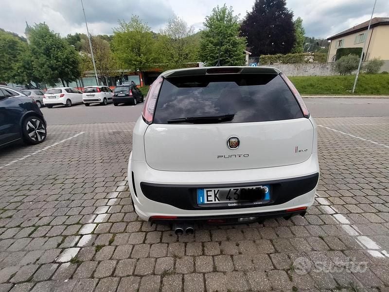 Usata Abarth Punto Evo 163 CV (119 kW) 2011 Bianco Utilitaria