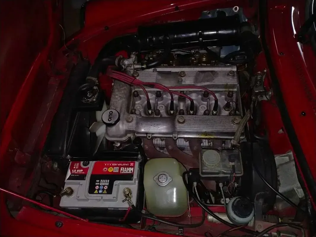 Usata Alfa Romeo Spider Quadrifoglio Verde 125 CV (91 kW) 1989 Rosso Cabrio