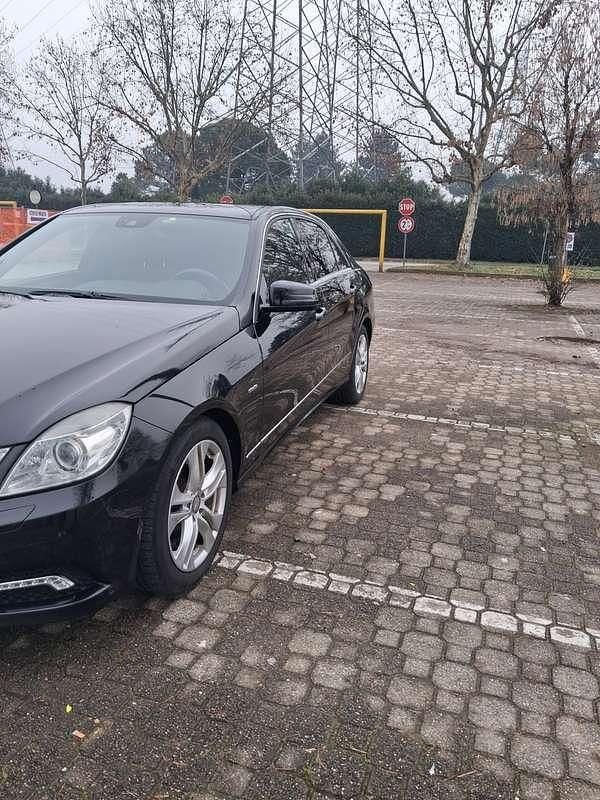 Usata Mercedes E350 Avantgarde 231 CV (169 kW) 2009 Nero Berlina