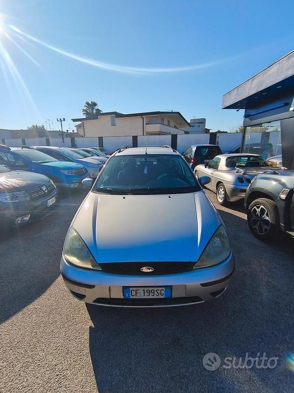 Begagnad Ford Focus 100 HK (73 kW) 2003 Sedan