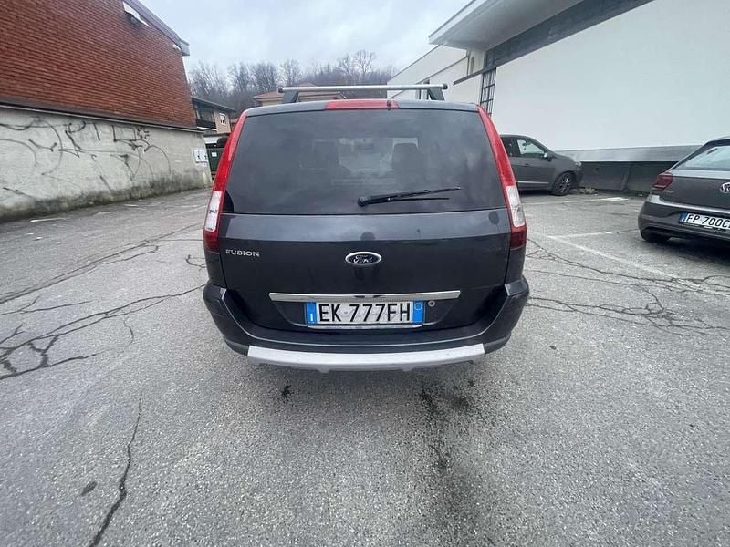 Usata Ford Fusion 80 CV (58 kW) 2010 Other Utilitaria