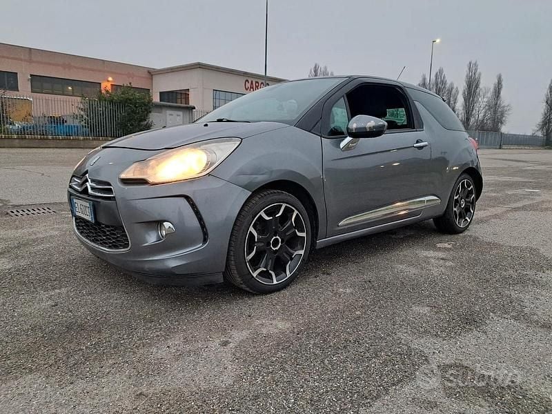 Usata DS Automobiles DS3 155 CV (114 kW) 2012 Grigio Coupé