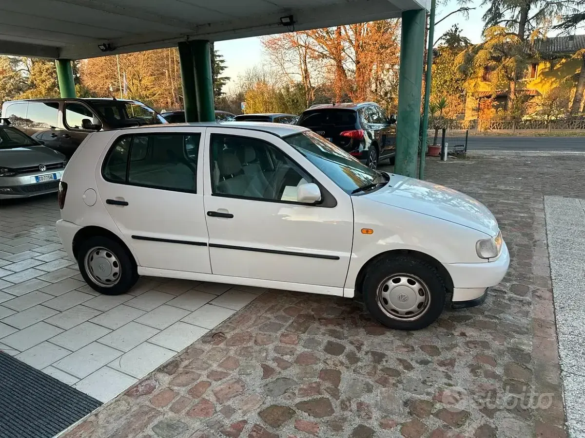 Usata VW Polo 45 CV (33 kW) 1995 Bianco Berlina