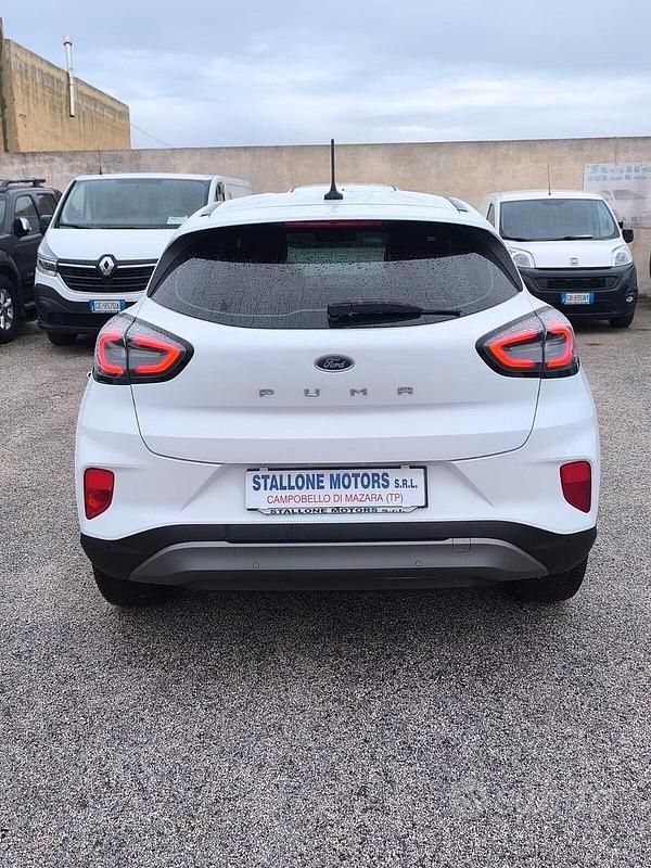 Usata Ford Puma Titanium 120 CV (88 kW) 2021 Bianco SUV