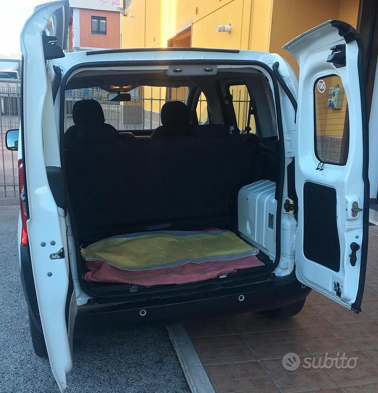 Usata Fiat Fiorino 75 CV (55 kW) 2016 Bianco Monovolume