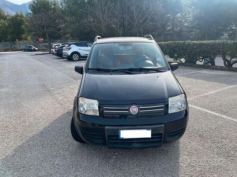 Usata Fiat Panda Climbing 60 CV (44 kW) 2009 Nero Utilitaria