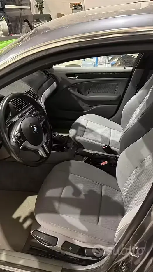 Usata BMW 330 184 CV (135 kW) 2001 Grigio Berlina