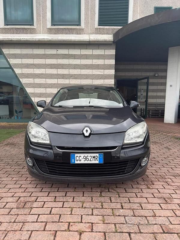 Usata Renault Mégane 90 CV (66 kW) 2013 Nero Berlina