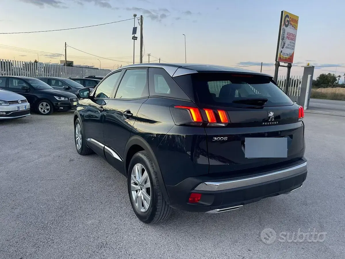 Usata Peugeot 3008 120 CV (88 kW) 2017 Grigio SUV