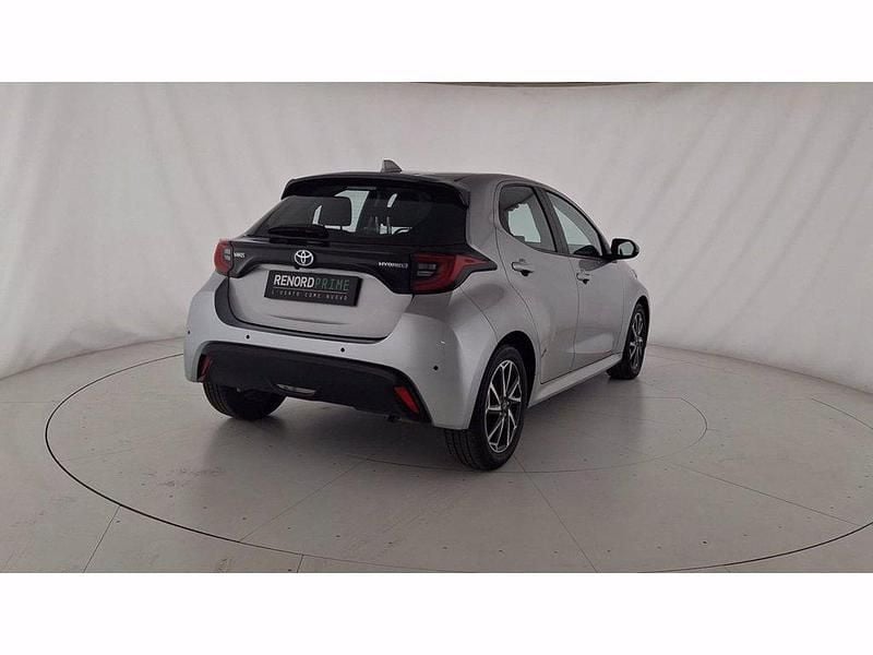 Usata Toyota Yaris Hybrid Trend 116 CV (85 kW) 2022