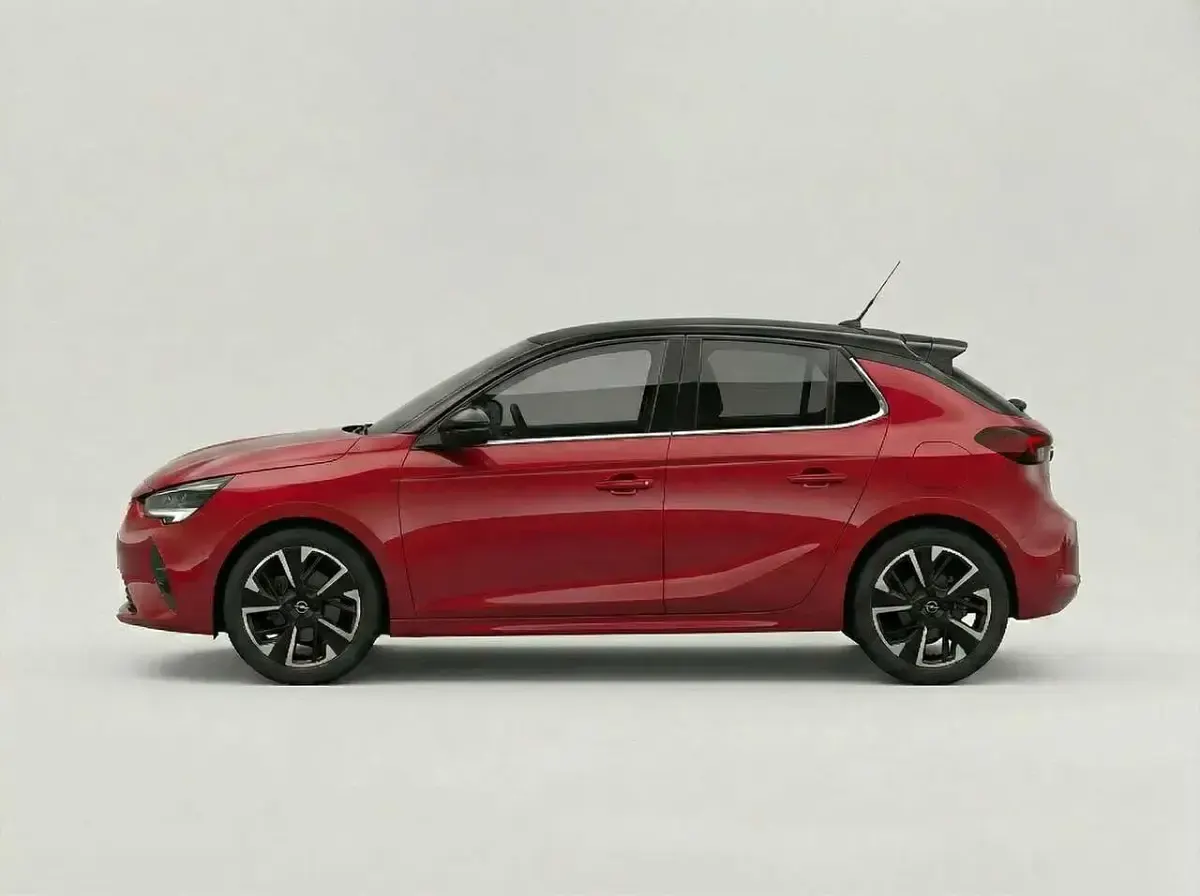 Usata Opel Corsa-e 100 kW (136 CV) 2023 Rosso Utilitaria