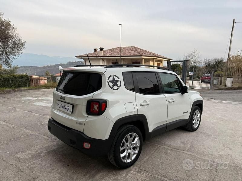 Usata Jeep Renegade Longitude 120 CV (88 kW) 2016 Bianco SUV