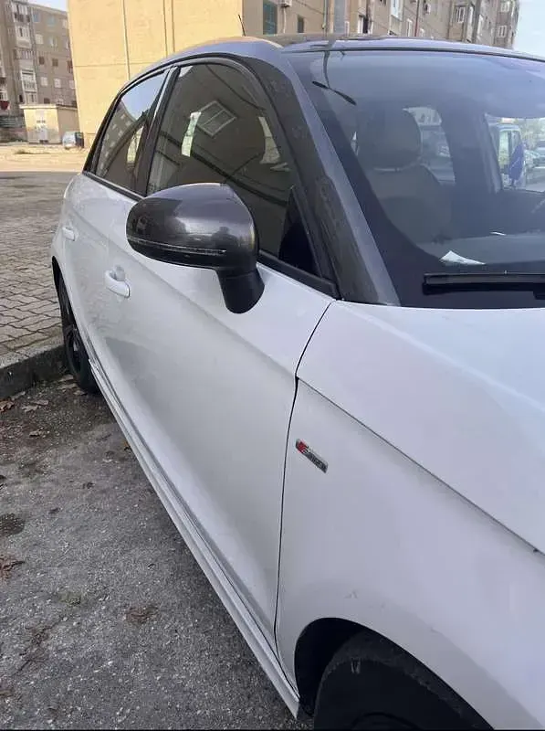 Usata Audi A1 Sportback Ambition 90 CV (66 kW) 2013 Utilitaria