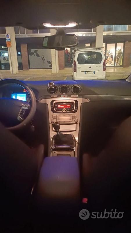 Usata Ford S-MAX S 2008 Monovolume