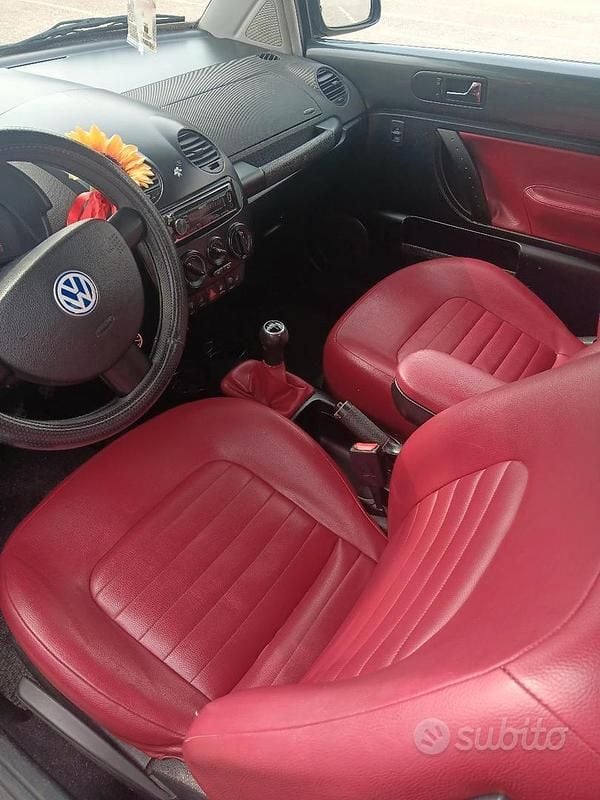 Usata VW New Beetle 2001 Grigio Utilitaria
