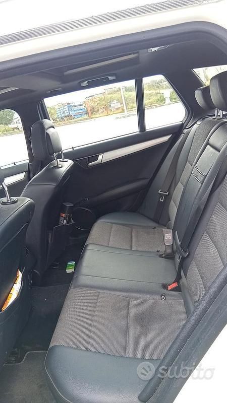 Usata Mercedes C220 Premium 2011 Bianco Berlina