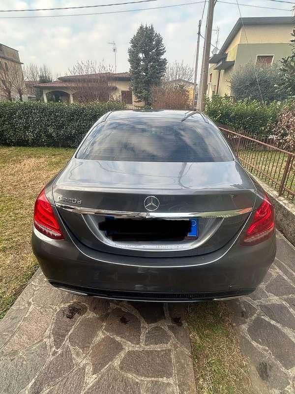 Usata Mercedes C220 170 CV (125 kW) 2017 Berlina