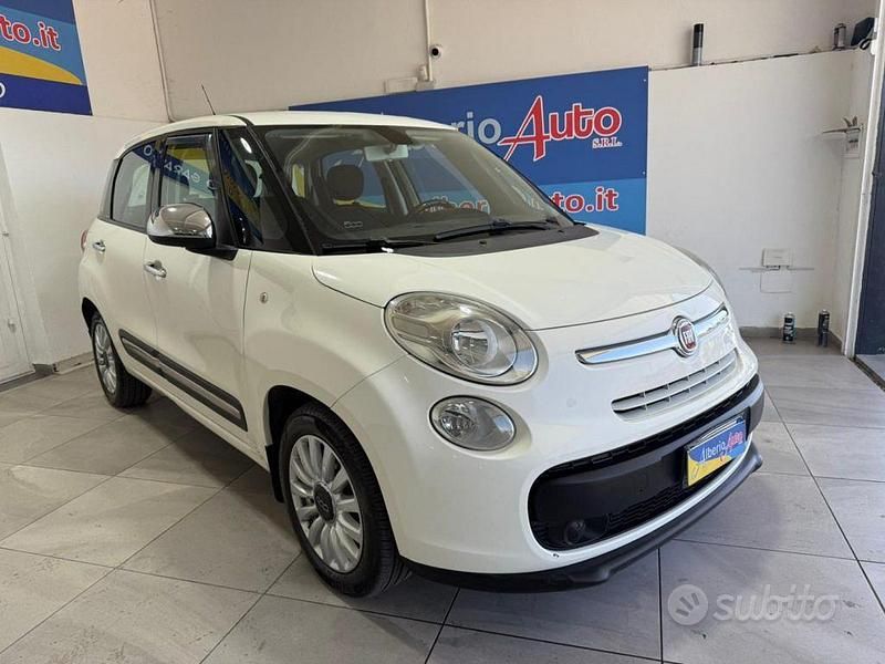 Usata Fiat 500L Lounge 85 CV (62 kW) 2013 Bianco Monovolume