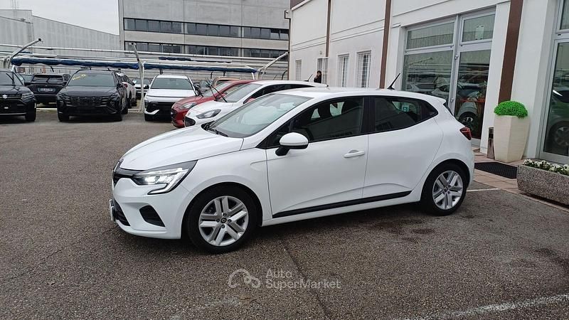 Usata Renault Clio V Zen 140 CV (102 kW) 2022 Bianco Berlina