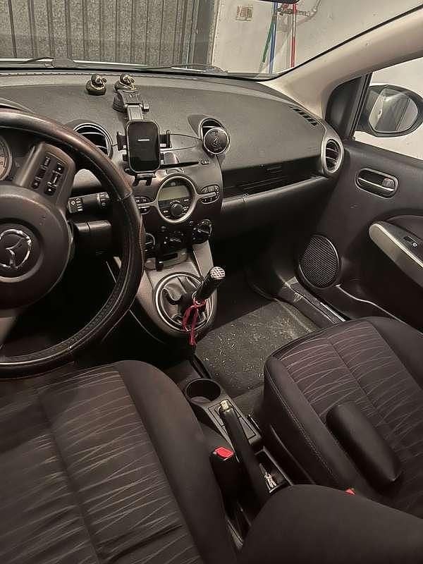 Usata Mazda 2 68 CV (50 kW) 2009 Utilitaria