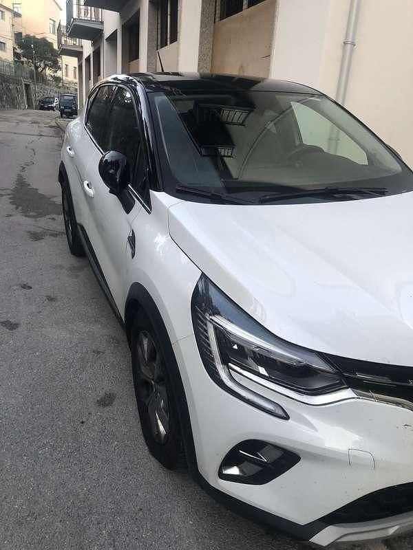 Käytetty Renault Captur Intens 94 HP (69 kW) 2021 Valkoinen Katumaasturi