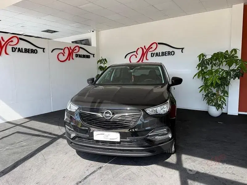 Usata Opel Grandland X Ultimate 131 CV (96 kW) 2019 Nero SUV