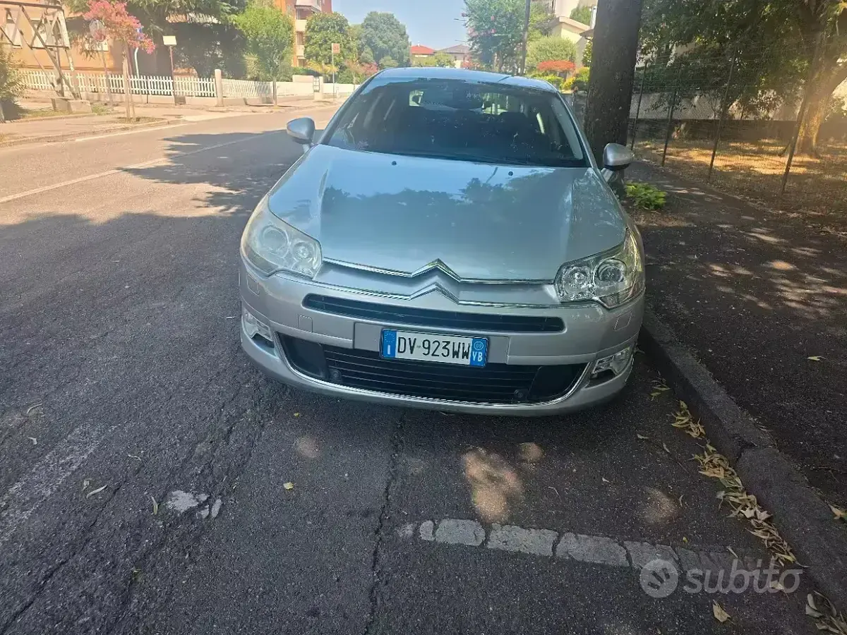 Usata Citroën C5 136 CV (100 kW) 2009 Grigio Berlina