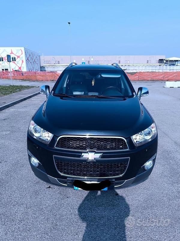 Usata Chevrolet Captiva LTZ 184 CV (135 kW) 2011 Nero SUV
