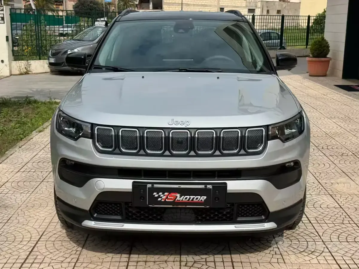Usata Jeep Compass Limited 131 CV (96 kW) 2022 Grigio SUV