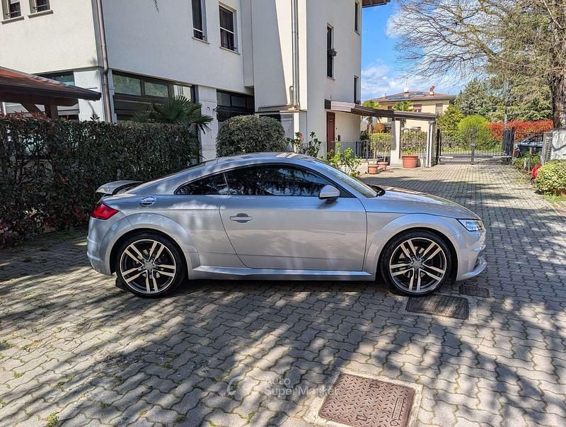Usata Audi TT Ambiente 197 CV (144 kW) 2020 Argento floret metallizzato Coupé