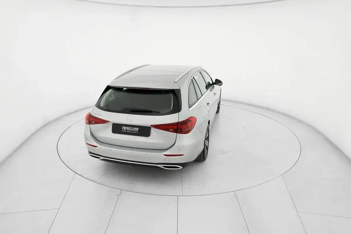Usata Mercedes 200 Advanced 163 CV (119 kW) 2025 Argento Station wagon