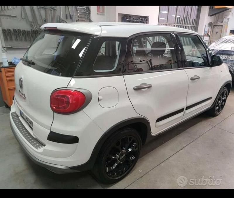 Käytetty Fiat 500 Cross 95 HP (69 kW) 2018 Valkoinen Viistoperä