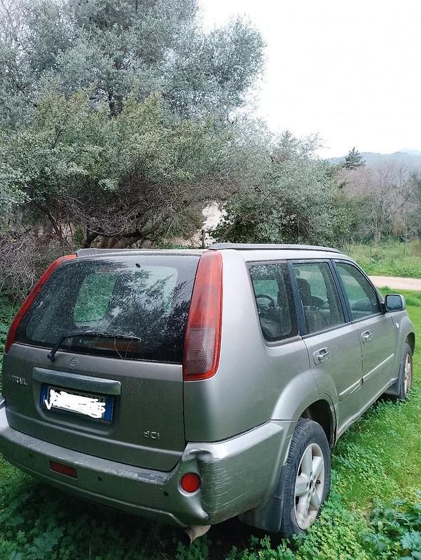 Usata Nissan X-Trail 2007 Grigio SUV