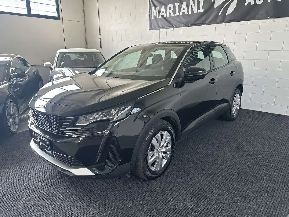 Usata Peugeot 3008 Business-Line 131 CV (96 kW) 2022 Grigio SUV