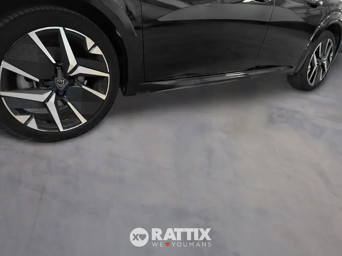 Usata Peugeot 208 GT 136 CV (100 kW) 2025 Nero Utilitaria